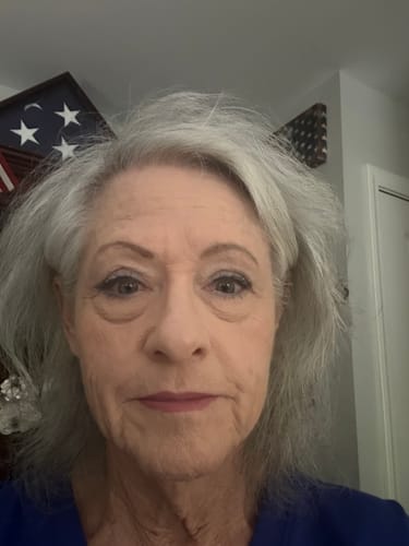 María S.